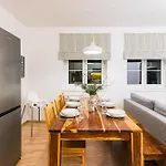 Manhattan By Mountain Ways Apartmán